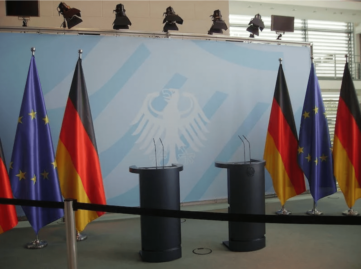 Europa: 150 aziende europee chiedono di rivedere l’AI Act | Financial Times