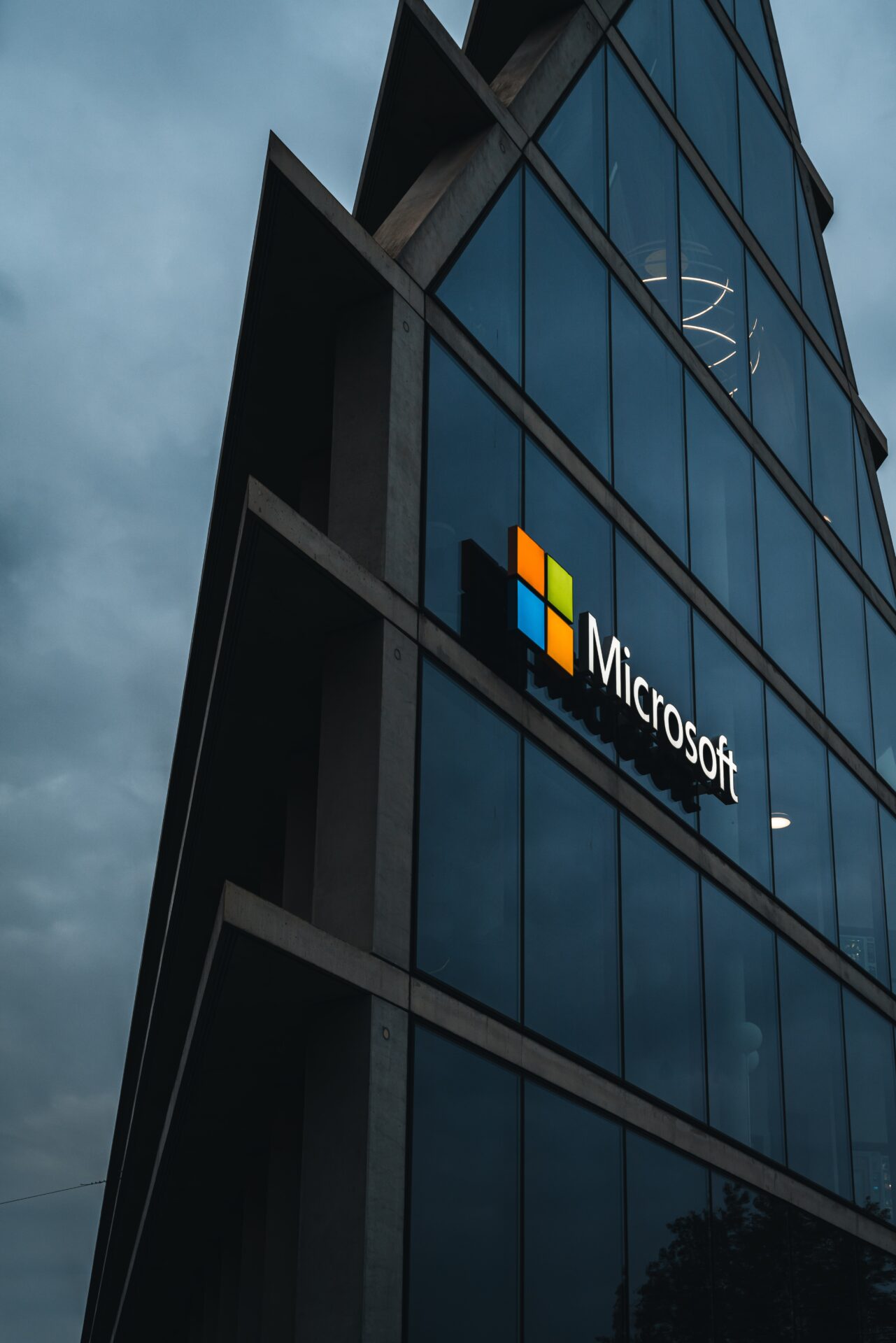Il nuovo deep fake di Microsoft: Azure AI Speech text-to-speech avatar