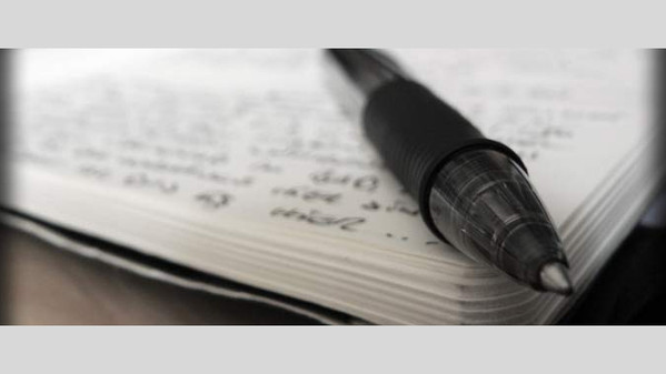 Cosa dice l’accordo WGA rispetto agli scrittori che lavorano a contatto IA