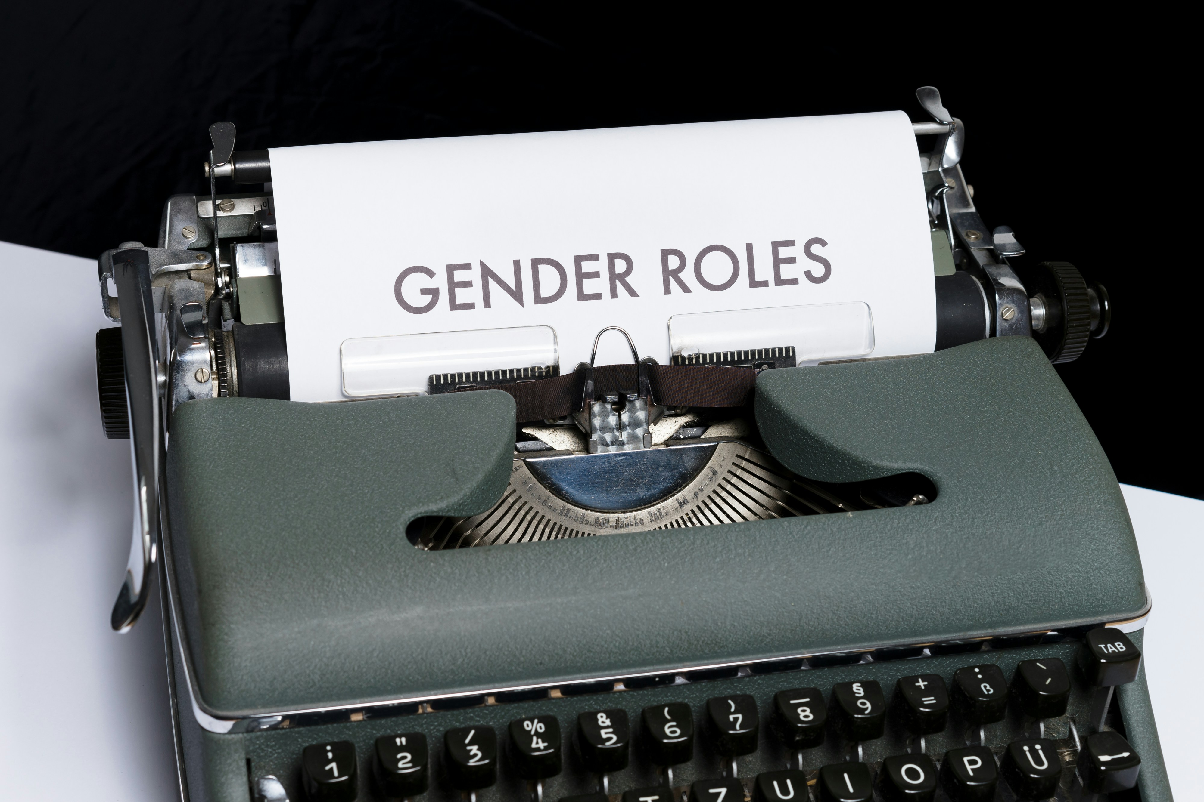 Does artificial intelligence present an opportunity or further obstacle to overcoming gender stereotypes?