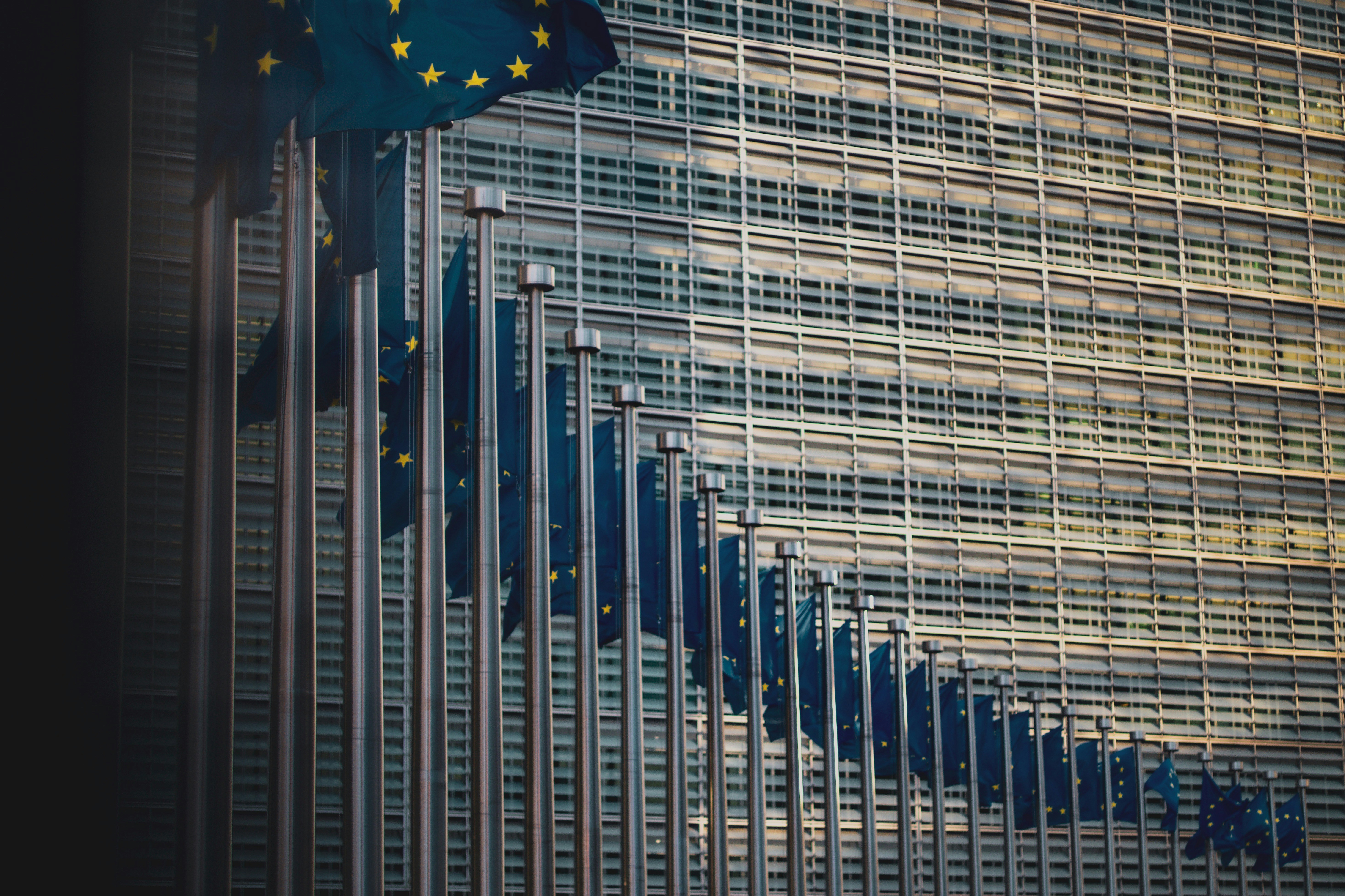 La Commissione europea annuncia la struttura dell’AI Office