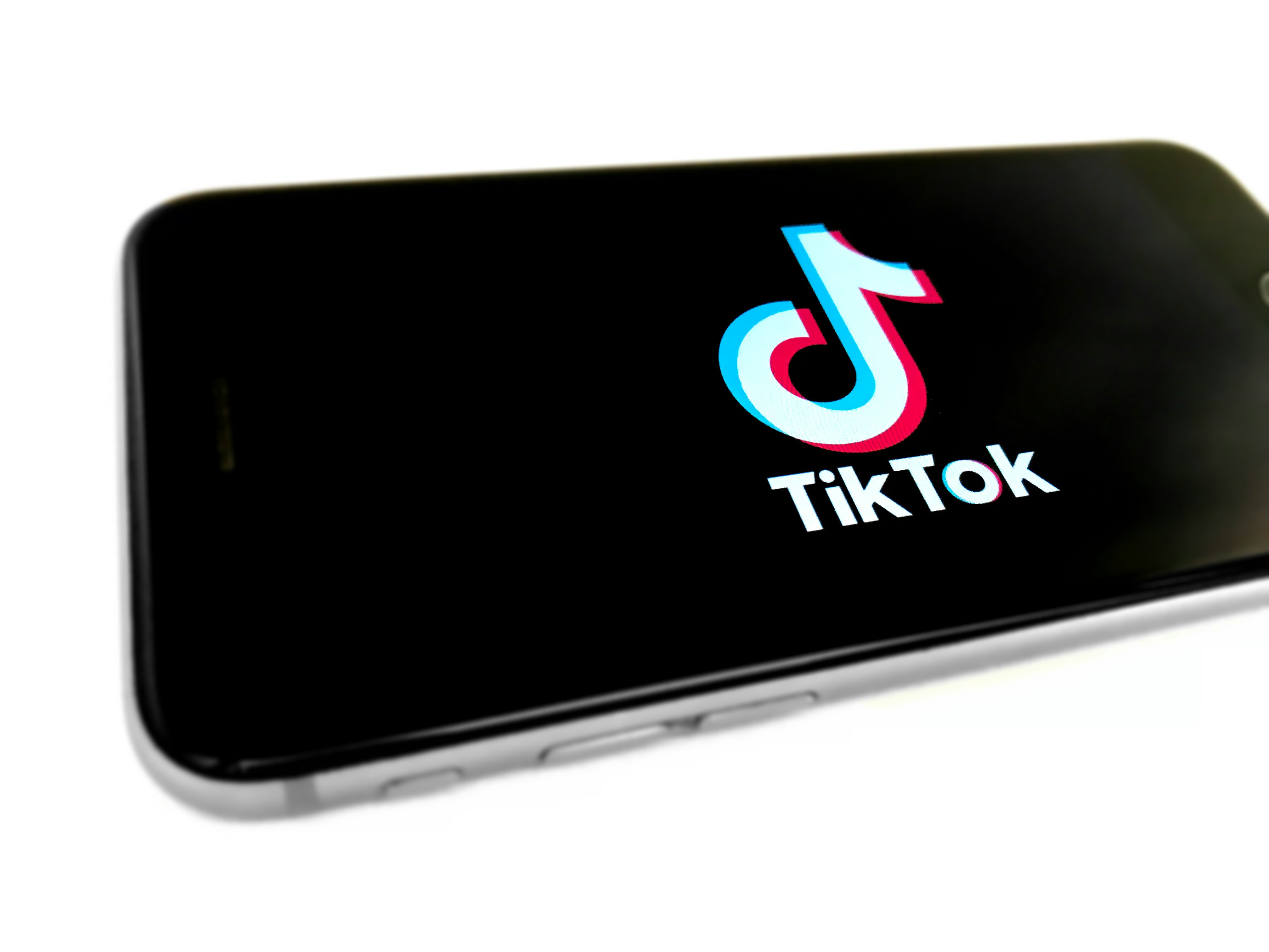 Symphony di TikTok: avatar e doppiaggio AI per un pubblico globale
