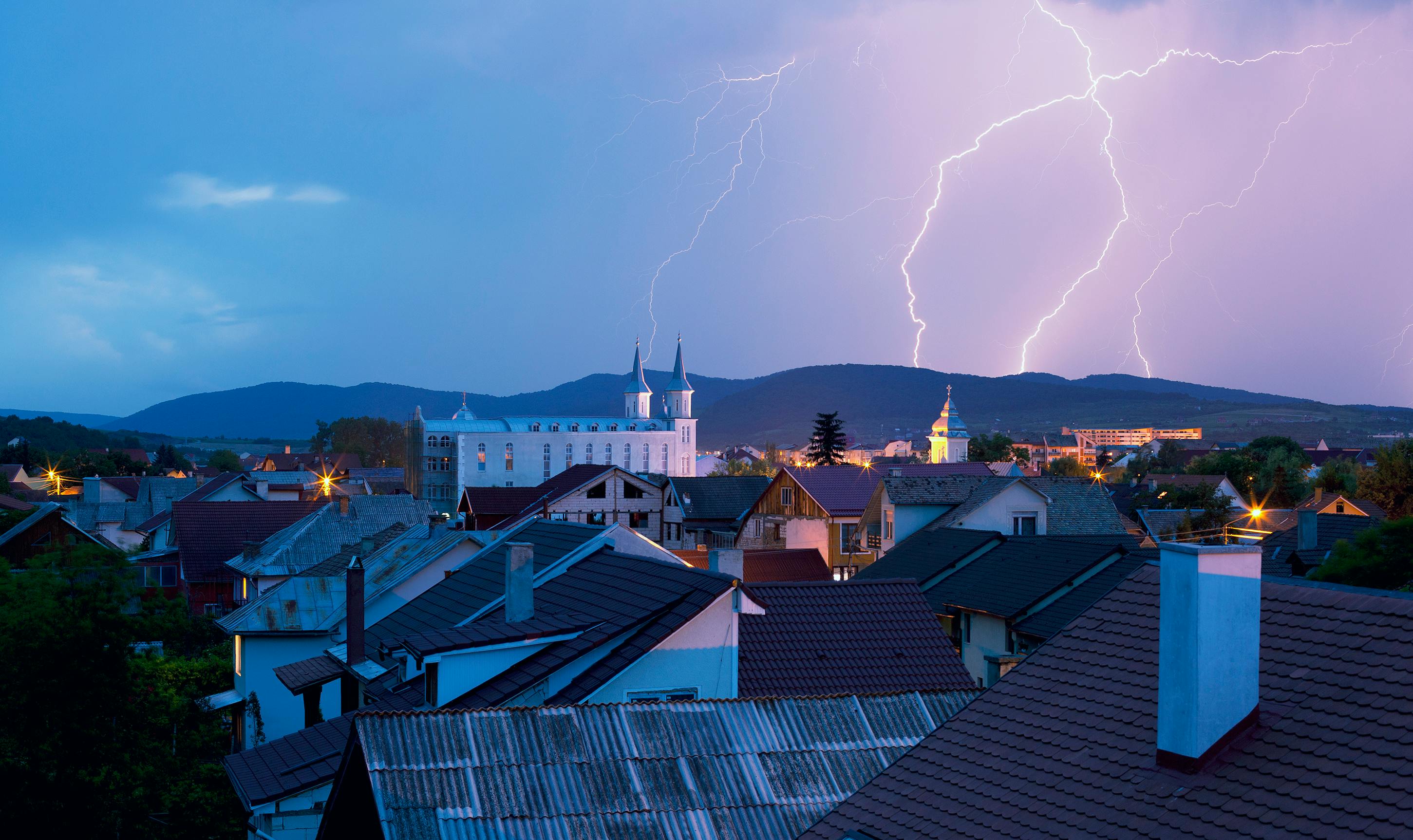 Google e l’ECMWF lanciano NeuralGCM per delle previsioni meteo avanzate